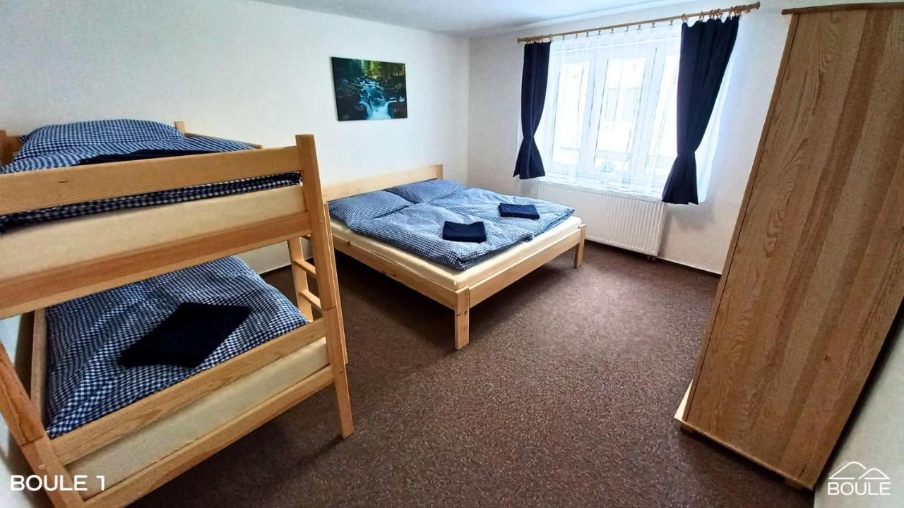 Apartmany Boule Kovarska Exterior photo